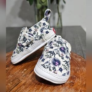 Vans Crib Slip-on White Floral Sneakers